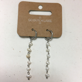 Go Dutch Label oorbellen | hangers parels lang zilver.