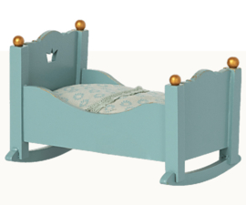 Maileg | houten wiegje blauw