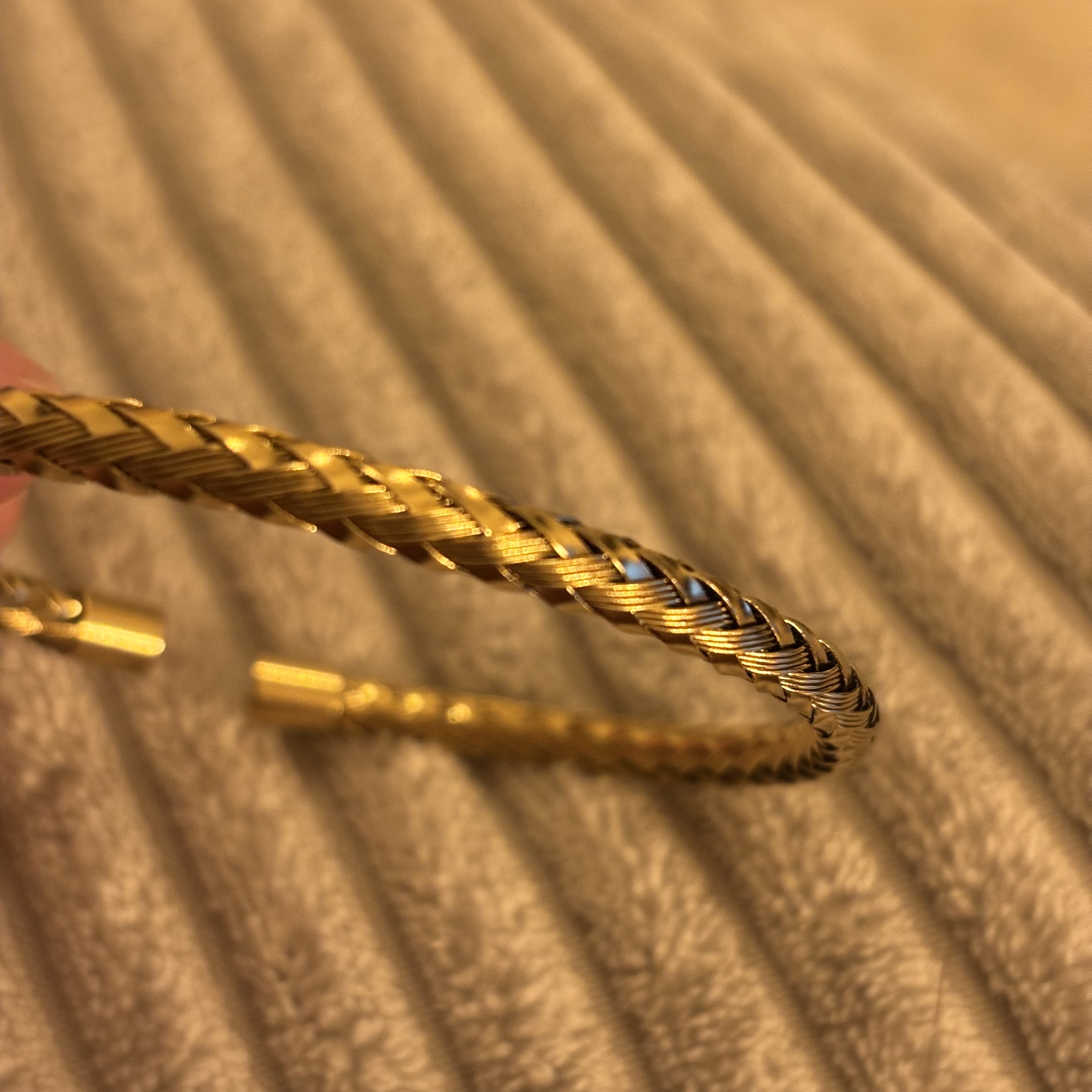 Go Dutch Label bangle gevlochten