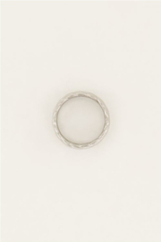 My jewellery ring | zilver iconic brede ring met patroon.*