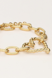 My jewellery armband met twist en hartjes goud