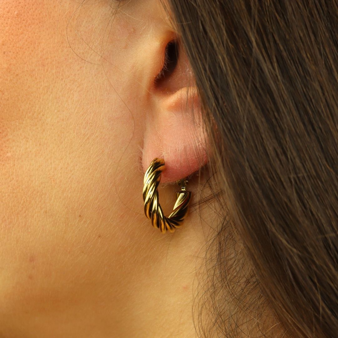 Camps & Camps Little Twisted Earrings