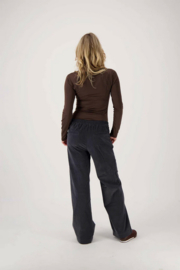 zusss corduroy broek met elastaan antraciet grijs