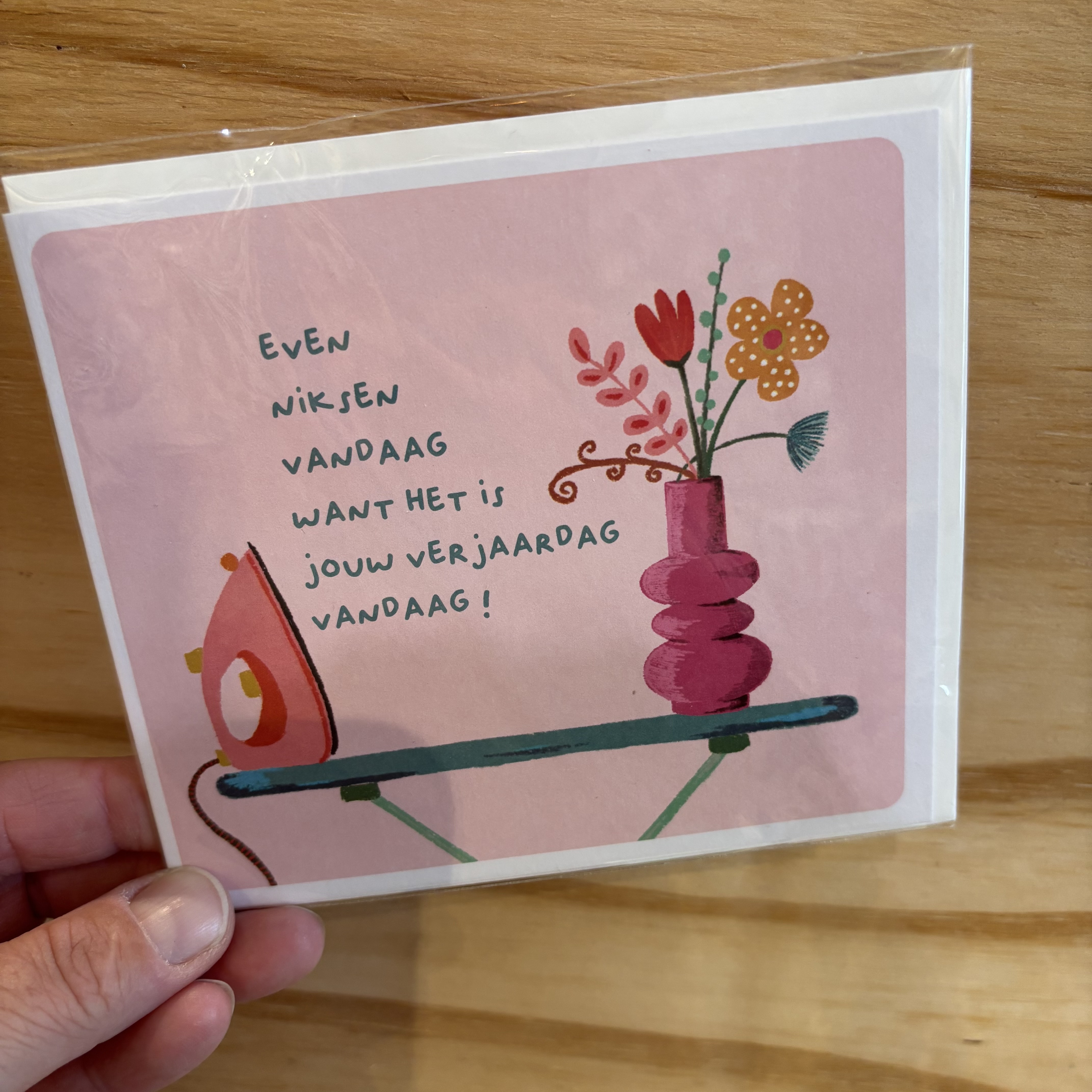 Pippa wenskaart even niksen vandaag want het is jouw verjaardag vandaag!