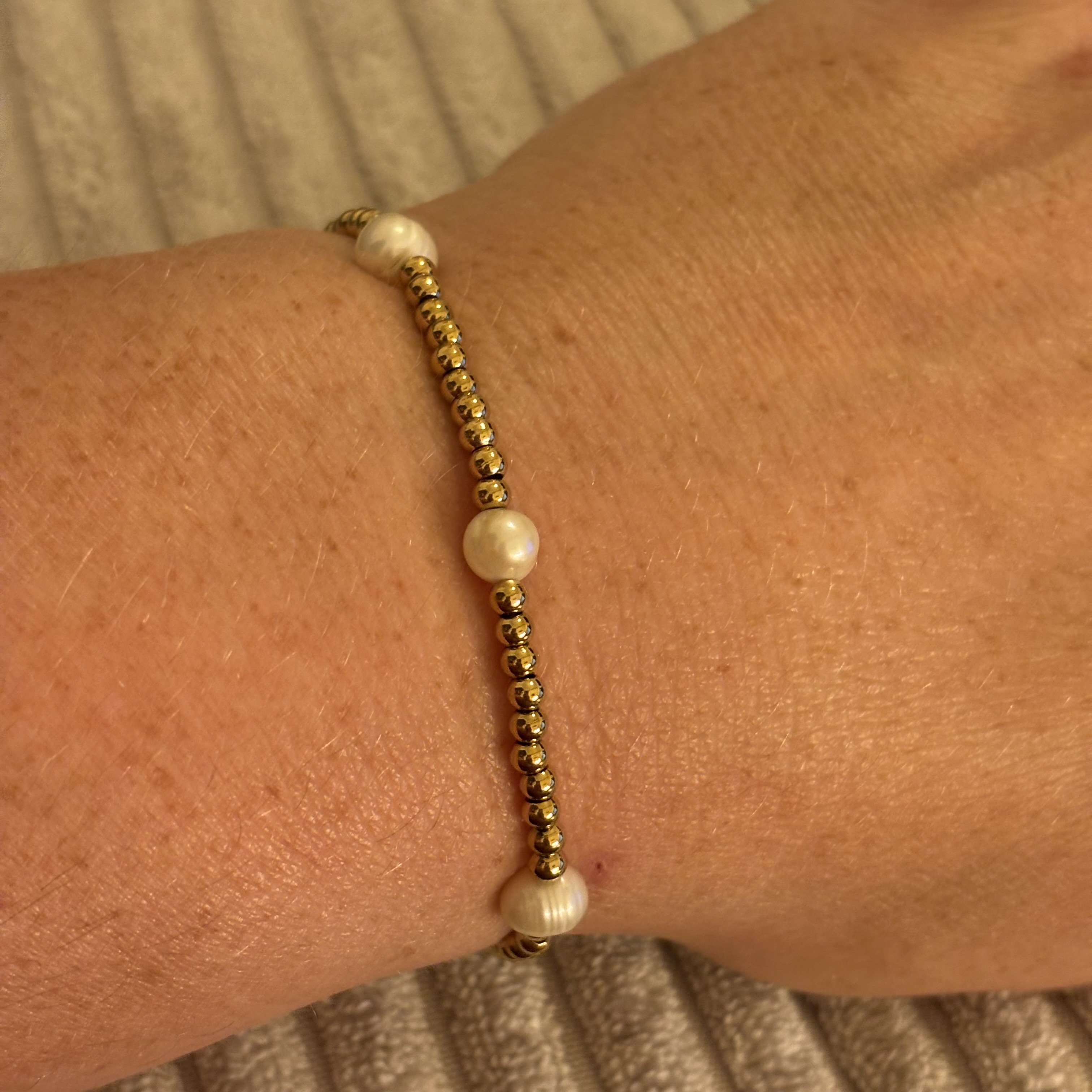 Go Dutch Label armband met bolletjes parels small