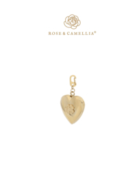 rose en camellia bedel hart met klaver medallion
