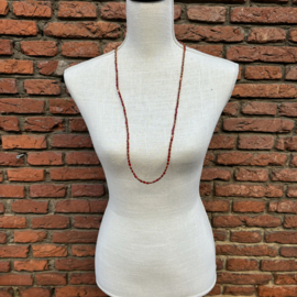 Just a touch ketting red