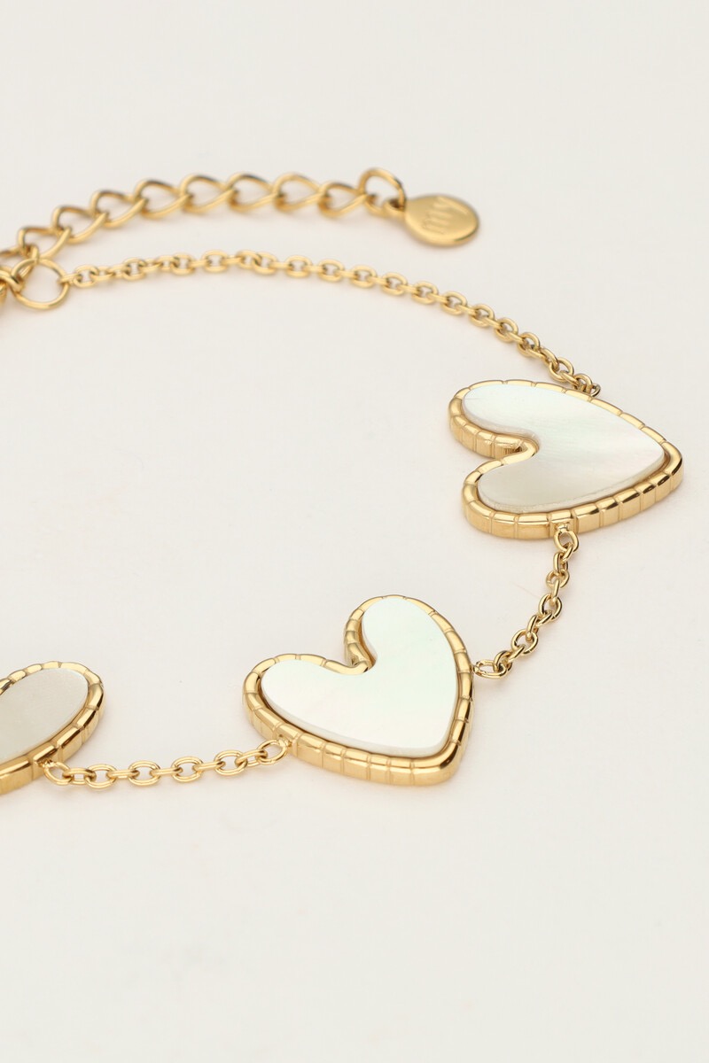 My jewellery Fijne armband met parelmoer hartjes goud