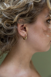 Go Dutch Label oorbellen Hooked Hoop - 14K