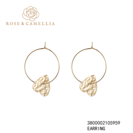 rose en camellia oorbellen met hart