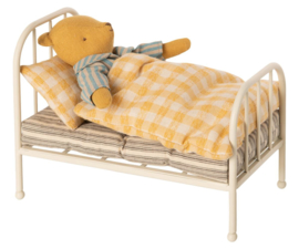 Maileg vintage bed teddy junior