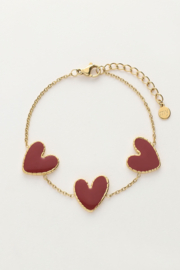 My jewellery Fijne armband met burgundy hartjes