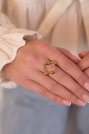 My jewellery Bold statement ring klaver groot goud verstelbaar