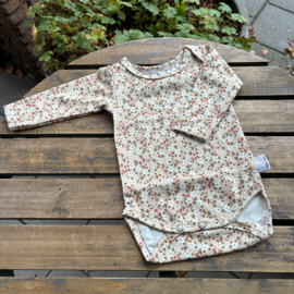 Petite Jenni lange mouw romper beige bloem maat 50/56
