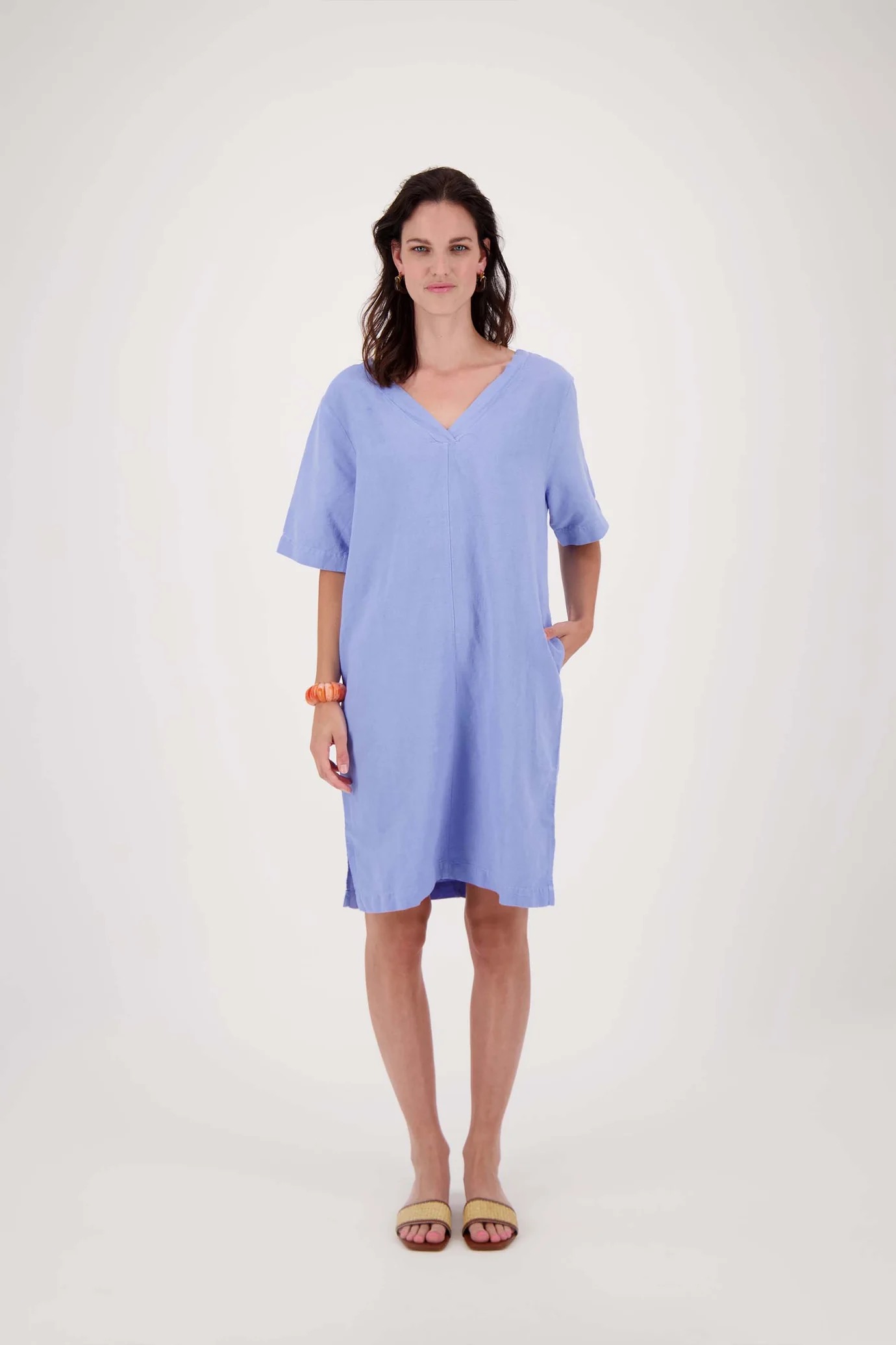 zusss linnen tuniek met v-hals lavendelblauw