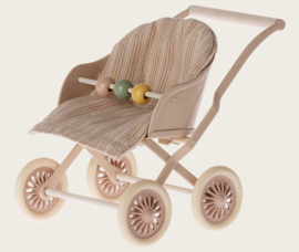 Maileg kinderwagen baby roze
