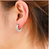 Go Dutch Label oorbellen Crossed Lines Hoop zilver