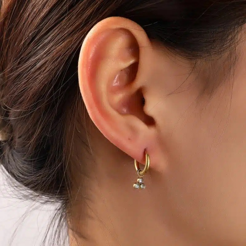 Go Dutch Label oorbel 3 stone hoop strass