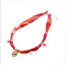 Go Dutch Label ketting satin necklace - coral + pink