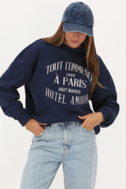 My Jewellery donkerblauwe sweater "Hotel amour"