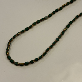 Just a touch ketting green