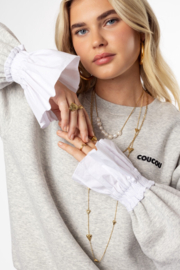 My jewellery Lichtgrijze sweater met popeline manchetten