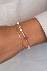 My jewellery Elastieken armband met roze bloemen & zoetwaterparels goud