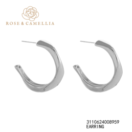 rose en camellia oorbellen onregelmatige hoop zilver