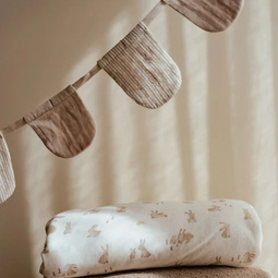 Little Dutch Slinger met vlaggetjes  - Beige - Newborn Naturals