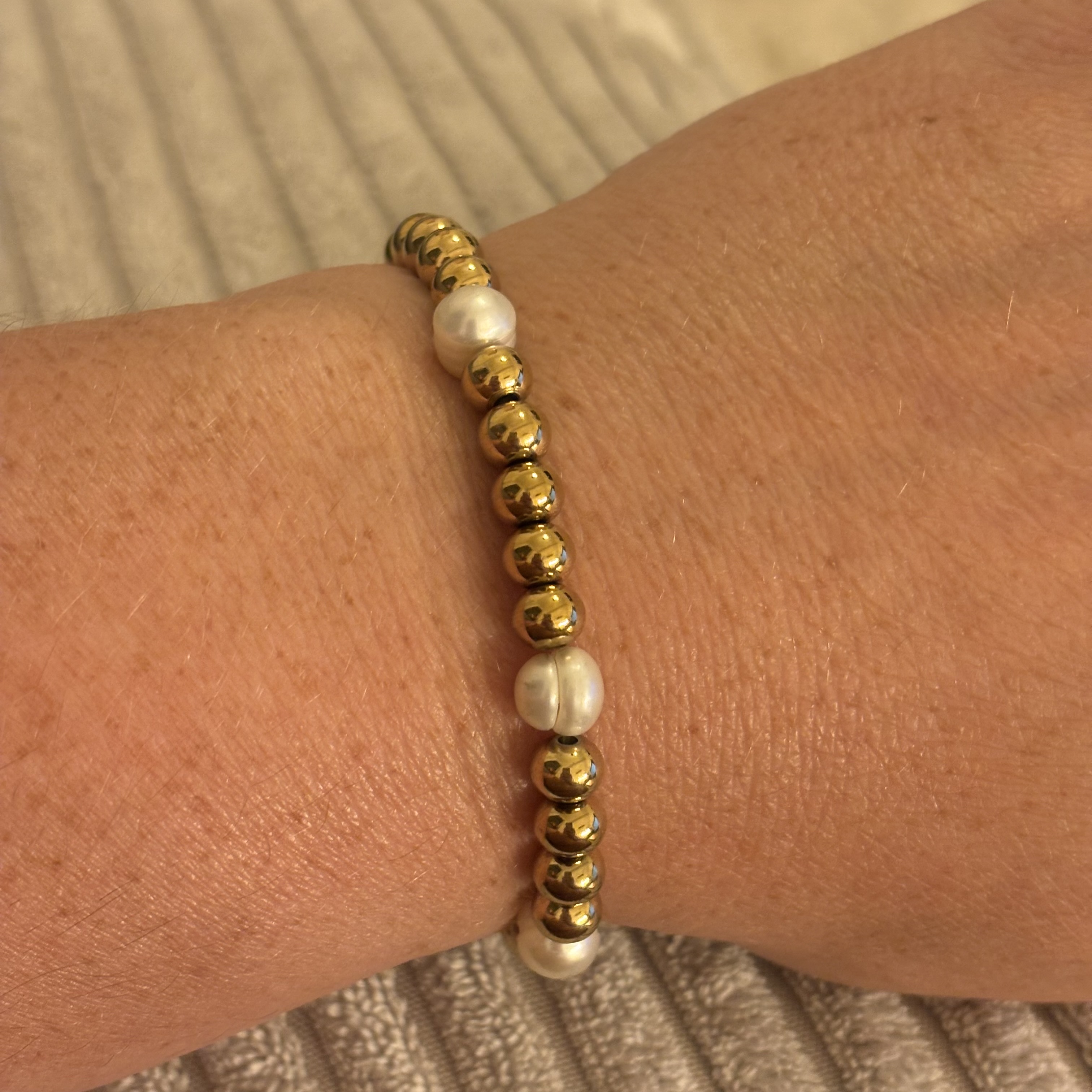 Go Dutch Label armband met bolletjes parels medium