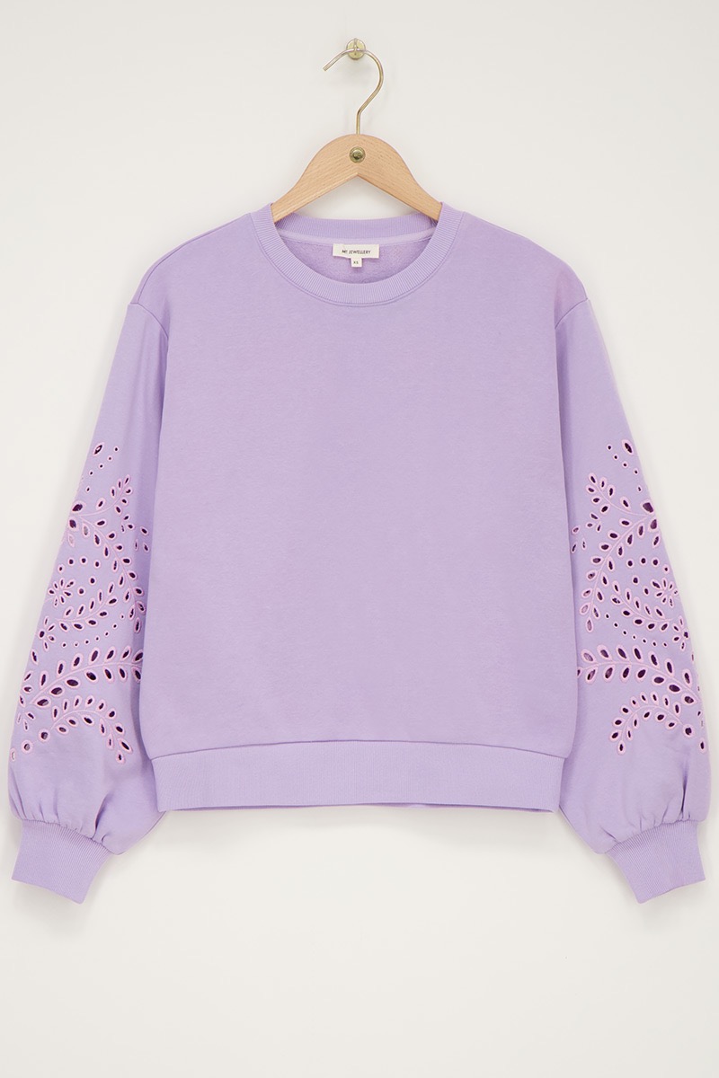 My Jewellery Lila sweater met embroidery details