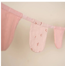 Little Dutch Slinger met vlaggetjes  - Roze - pure blossom