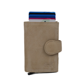 Bear design Card holder 'Evie' Feather