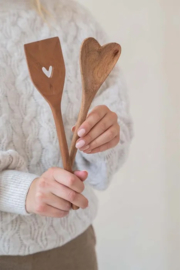 Zusss houten spatel hartje donkerbruin