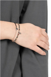 zusss armband |  kralenarmband taupe/zilver.