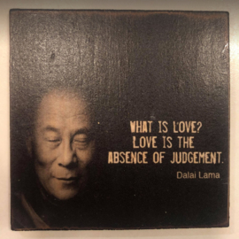 cottoncounts houten onderzetter | "What is love?"