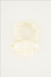 my jewellery Witte scrunchie met bloem