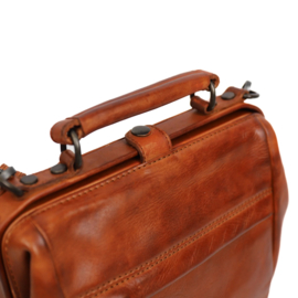 Bear Design dokterstasje/rugzak cognac