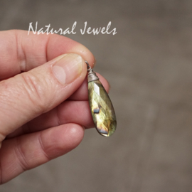 Labradoriet hanger zilver