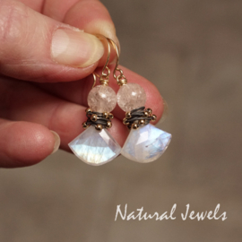 xxx - verkocht - xxx Oorbellen Maansteen cocon