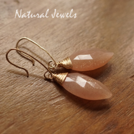 xxx - verkocht - xxx Roze Maansteen oorbellen