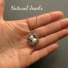 xxx - verkocht - xxx Oxidized Silver Bird`s nest pendant with 1, 2 or 3 eggs