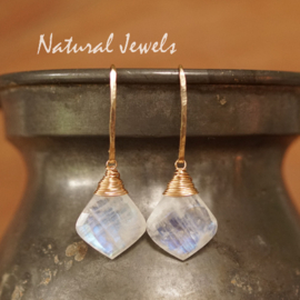 xxx - verkocht - xxx AAA Maansteen oorbellen goud