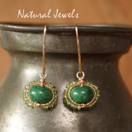 Oorbellen groene steen