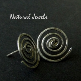 xxx - verkocht - xxx Earrings Big studs Silver Spiral