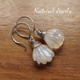 Zilveren Maansteen oorbellen bloemetje