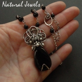 xxx - verkocht - xxx Necklace Mysterious Onyx