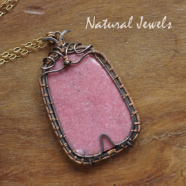 Gouden hanger roze edelsteen