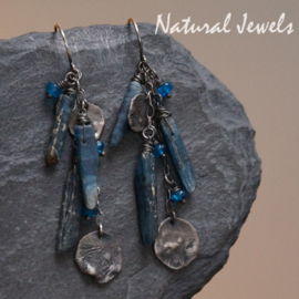 xxx - verkocht - xxx Robust silver earrings Kyanite