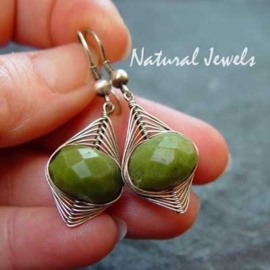 xxx - verkocht - xxx Faceted Jade